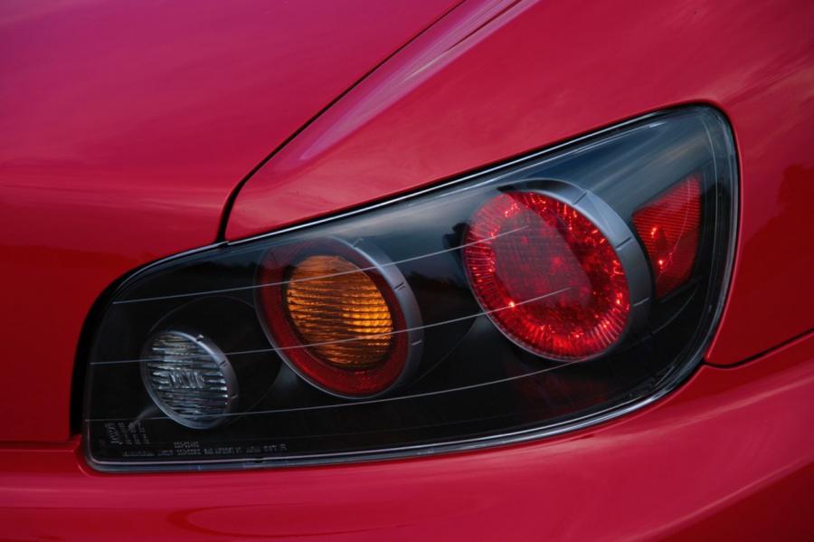  Honda S2000 2009 года  (фото 29 из 37)